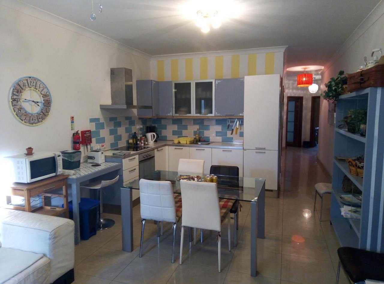 Swieqi Apartment Saint Julian's Ngoại thất bức ảnh